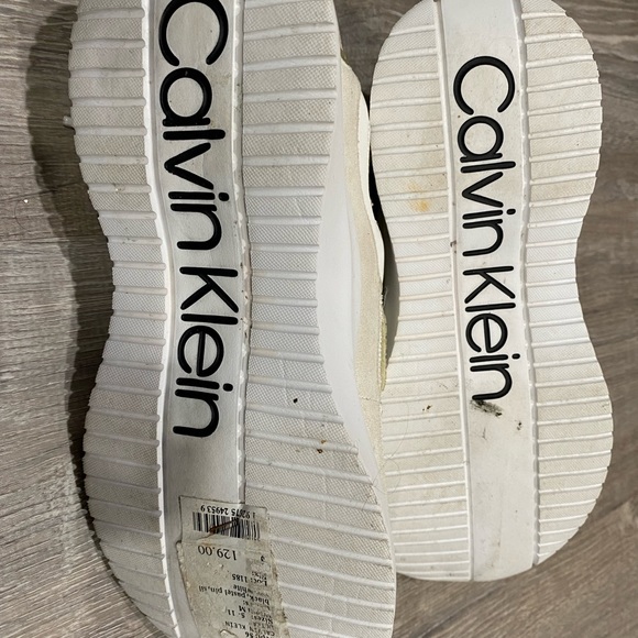 Calvin Klein white sneakers - Picture 2 of 5